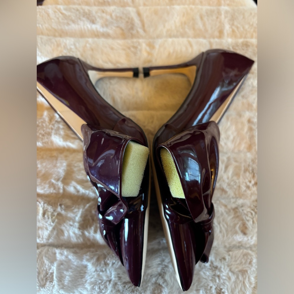 ZARA Faux Patent Court shoes with bow US 5.5 - Picture 3 of 6